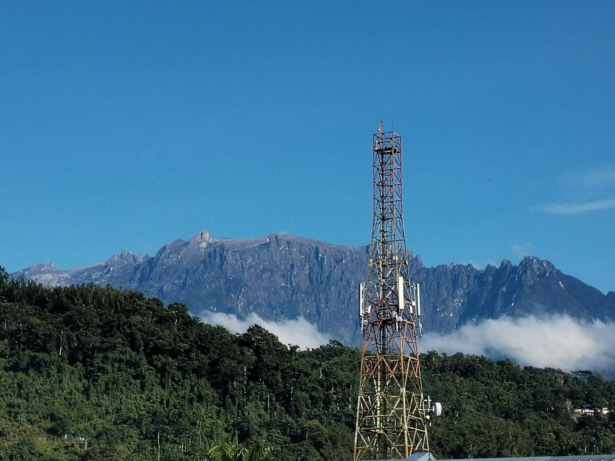 Suria Paradise Lodge Ranau Exterior foto